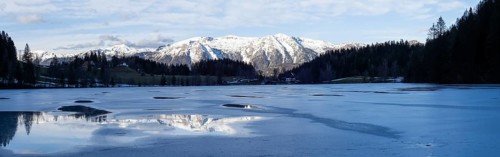 Winter mood, frozen Gleinkersee, behind the Sengsengebirge, reflection, panoramic shot, Spital am