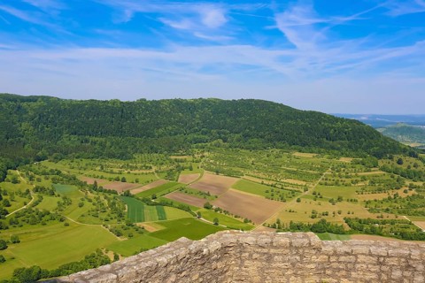 Ruin Reussenstein, ruin of a rock castle above Neidlingen, rock above the Neidlingen valley,