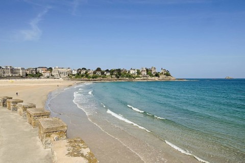 Coast with sandy beach in Dinard, Ille-et-Vilaine, Brittany, France, Europe