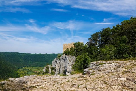 Ruin Reussenstein, ruin of a rock castle above Neidlingen, rock above the Neidlingen valley,
