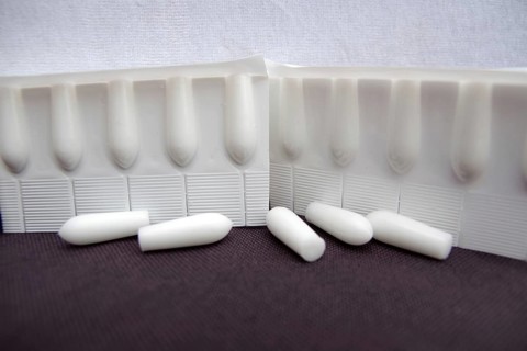 Suppositories, production, plastic, suppositories, pharmacy, moulds, The suppository mass is filled