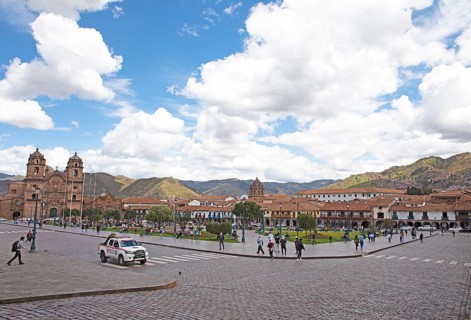 Plaza de Armas, on the left the historic Jesuit church Iglesia de la Compania de Jesus, old town,