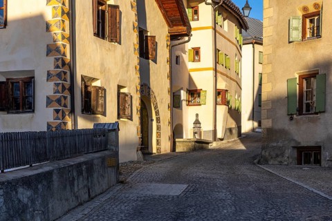 Historic houses, sgraffito, facade decorations, historic town, Guarda, Engadin, Grisons,
