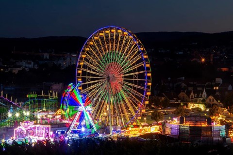 Night shot of the Bad Duerkheim sausage market 2023 The Bad Duerkheim sausage market takes place