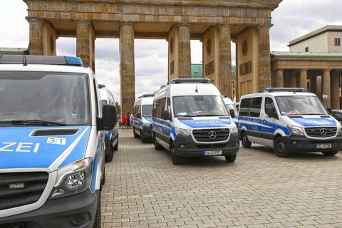 Berlin: The planned lateral thinkers' demonstration for peace and freedom against the corona
