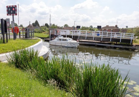 Gloucester and Sharpness Canal, Purton, Gloucestershire, England, UK boat passing through open
