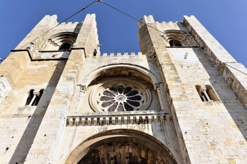Se Dom, Igreja de Santa Maria Maior, Se Patriarcal de Lisboa, Cathedral, Start of construction