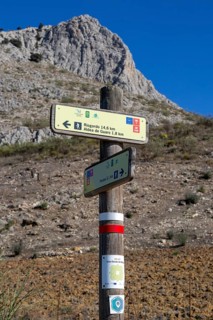 Signpost waymark for long distance footpath GR-249, Gran Senda de Malaga, Periana, Axarquia,