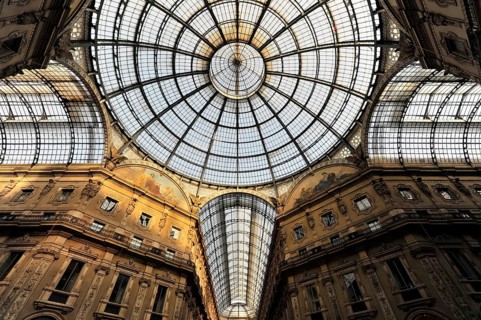 Vittorio Emanuele II Gallery, glass dome seen from the arcade, the world's first covered shopping