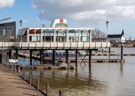 Leisure buildings and restaurants Cardiff Bay redevelopment at Mermaid Quay, Cardiff, South Wales,