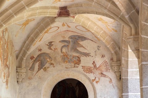 Image set of Casas Pintadas, Evora, Portugal unusual 16th-century murals paintings of creatures