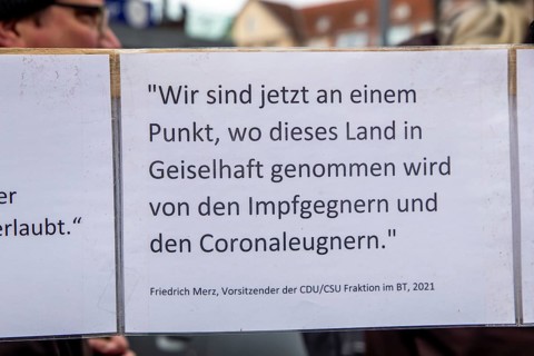 Karlsruhe, 10 December 2023: Large demonstration in favour of reappraisal of the coronavirus