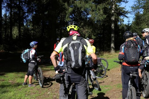 Mountain bike tour through the Bavarian Forest with the DAV Summit Club: stopover on the way to the