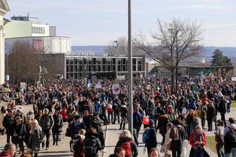 Large demonstration by critics of the corona measures in Kassel: Protests took place simultaneously