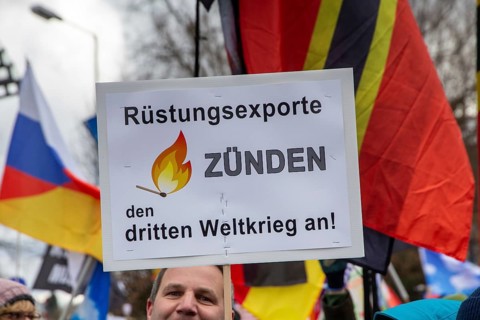 A large peace demonstration took place in Ramstein. Several thousand participants demonstrated