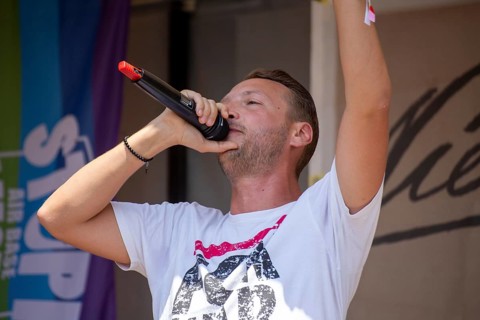 Rapper and peace activist Kilez More sings against war and armament and in favour of diplomacy and