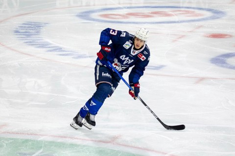 Markus Haennikaeinen (33, Adler Mannheim) at the home game on matchday 41 of the 2023/2024 DEL