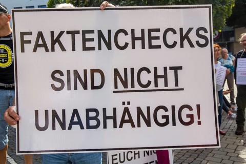 Lateral thinking demo in Darmstadt, Hesse: The demonstration was directed against the corona