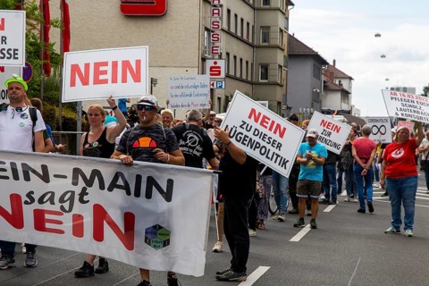 Lateral thinking demo in Darmstadt, Hesse: The demonstration was directed against the corona