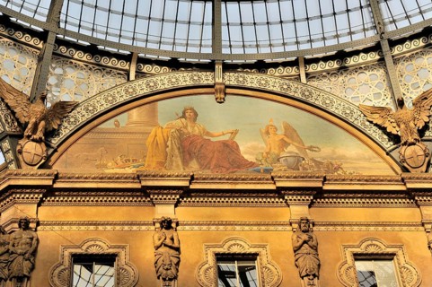 Vittorio Emanuele II Gallery, glass dome seen from the arcade, the world's first covered shopping