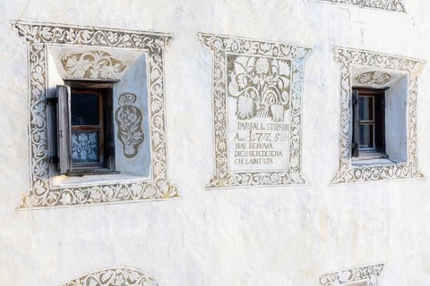 Window, historic house, sgraffito, facade decorations, Guarda, Engadin, Grisons, Switzerland,