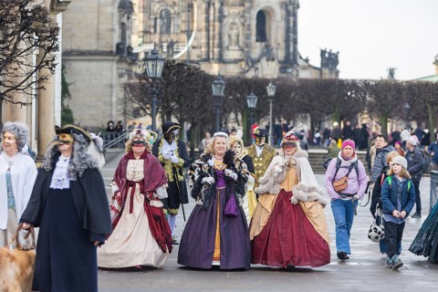 LUST & PASSION & JOY OF LIFE, for the joy of the masquerade, the Elbvenezian Carnival took place in