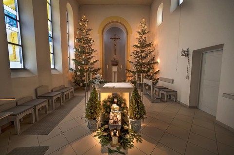 Chancel decorated for Christmas in the Maria Schnee branch church, Baernfels, Upper Franconia,