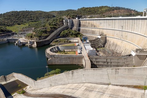 Barragem do Alqueva, Rio Guadiana river Alqueva dam hydroelectric power, Moura, Portugal, Europe