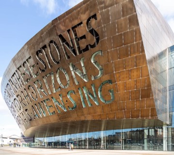 Wales Millennium Centre, Canolfan Mileniwm Cymru, Cardiff Bay, Cardiff, South Wales, UK spend 2004
