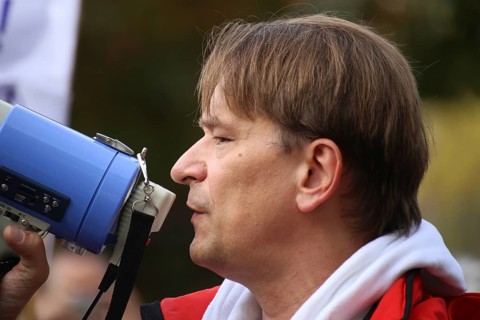 Corona protests in Mannheim: Several hundred opponents of the current corona measures gather at a