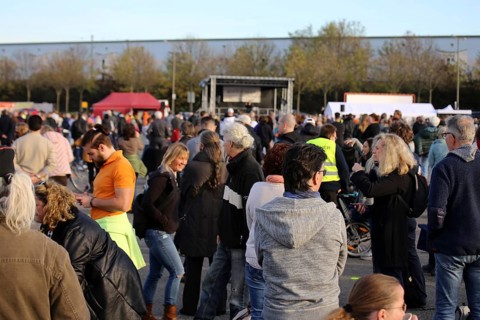 Karlsruhe: Corona protests against the measures taken by the federal government. The protests were