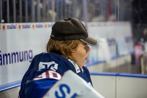 Goalkeeper Arno Tiefensee (Adler Mannheim) on matchday 41 of the 2023/2024 DEL (German Ice Hockey