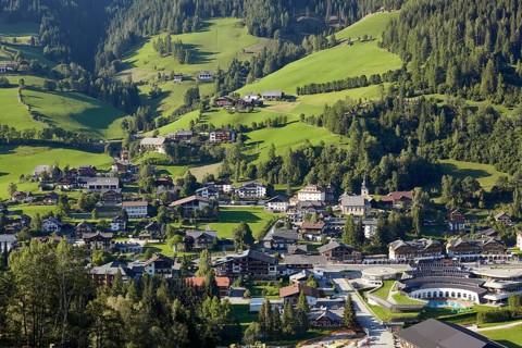 Bad Kleinkirchheim with Thermal Roemerbad, Carinthia, Austria, Europe