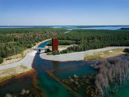 The 30 metre high landmark of the Lusatian Lakeland, the so-called Rusty Nail, was built at the