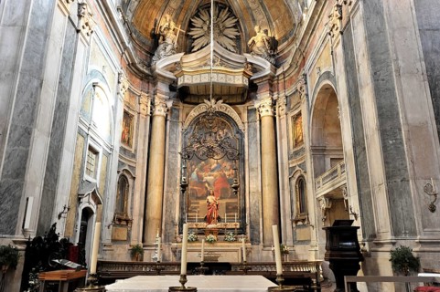 Interior view, Basilica da Estrela consecrated in 1790, burial place of Queen Maria I, Lisbon,