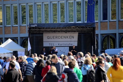 Karlsruhe: Corona protests against the measures taken by the federal government. The protests were