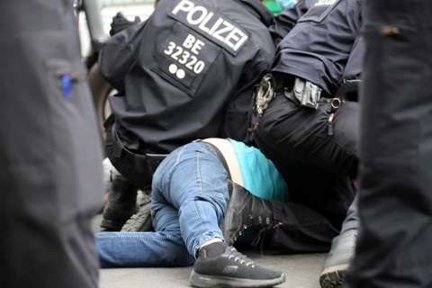 Berlin: The planned lateral thinker demo for peace and freedom against the corona measures of the