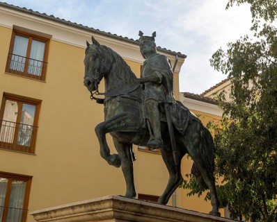 Bronze equestrian statue King Alfonso VIII 1155-1214, King of Castile, by Javier Barrios 2009,