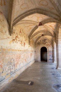 Image set of Casas Pintadas, Evora, Portugal unusual 16th-century murals paintings of creatures