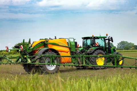 Use of crop protection in agriculture (Altlussheim, Baden-Wuerttemberg)
