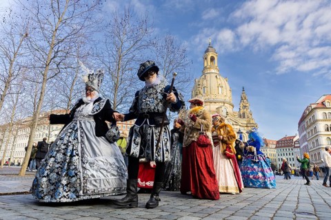 LUST & PASSION & JOY OF LIFE, for the joy of the masquerade, the Elbvenezian Carnival took place in