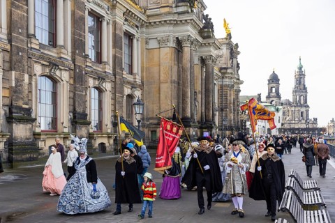 LUST & PASSION & JOY OF LIFE, for the joy of the masquerade, the Elbvenezian Carnival took place in