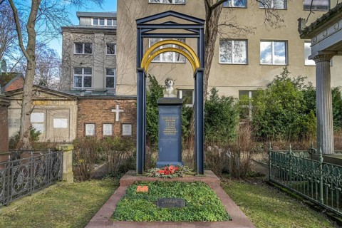 Friedrich August Stueler, Grave, Dorotheenstaedtischer Friedhof, Chausseestrasse, Mitte, Berlin,