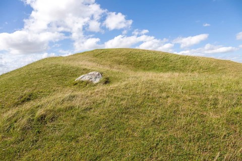 Adam's Grave prehistoric neolithic long barrow, Alton Barnes, Wiltshire, England, UK, horned shaped