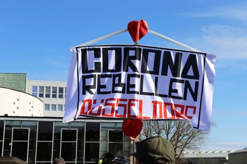 Large demonstration by critics of the corona measures in Kassel: Protests took place simultaneously