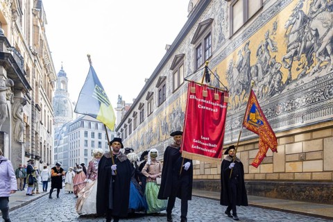 LUST & PASSION & JOY OF LIFE, for the joy of the masquerade, the Elbvenezian Carnival took place in