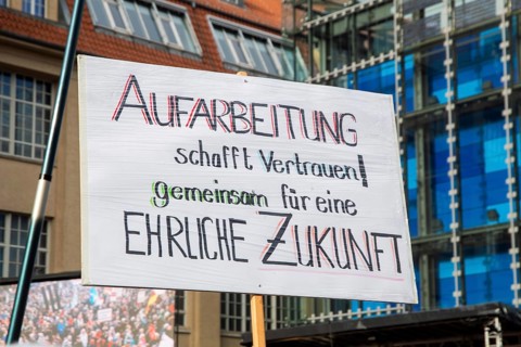 Karlsruhe, 10 December 2023: Large demonstration in favour of reappraisal of the coronavirus