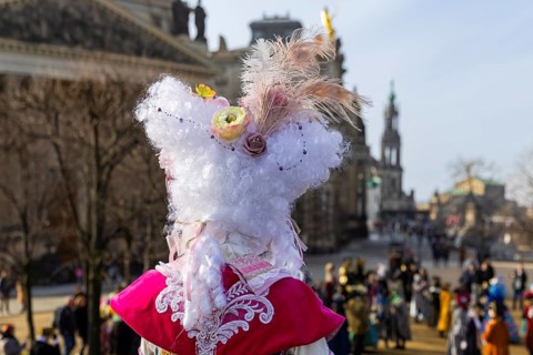 LUST & PASSION & JOY OF LIFE, for the joy of the masquerade, the Elbvenezian Carnival took place in