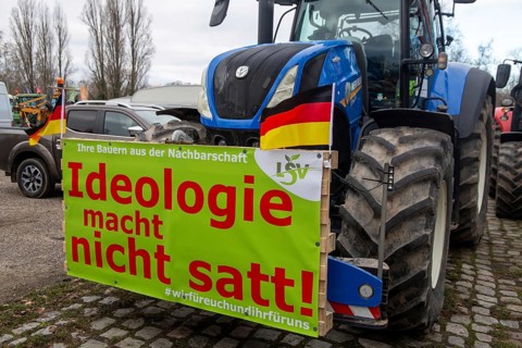 Farmers' protests in Ludwigshafen am Rhein: large demonstration by farmers from the Southern
