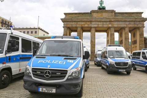 Berlin: The planned lateral thinkers' demonstration for peace and freedom against the corona